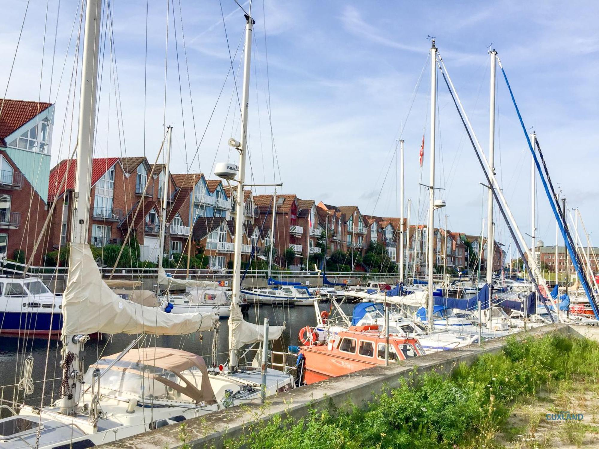 Urlaub direkt in der City Marina Cuxhaven Buitenkant foto